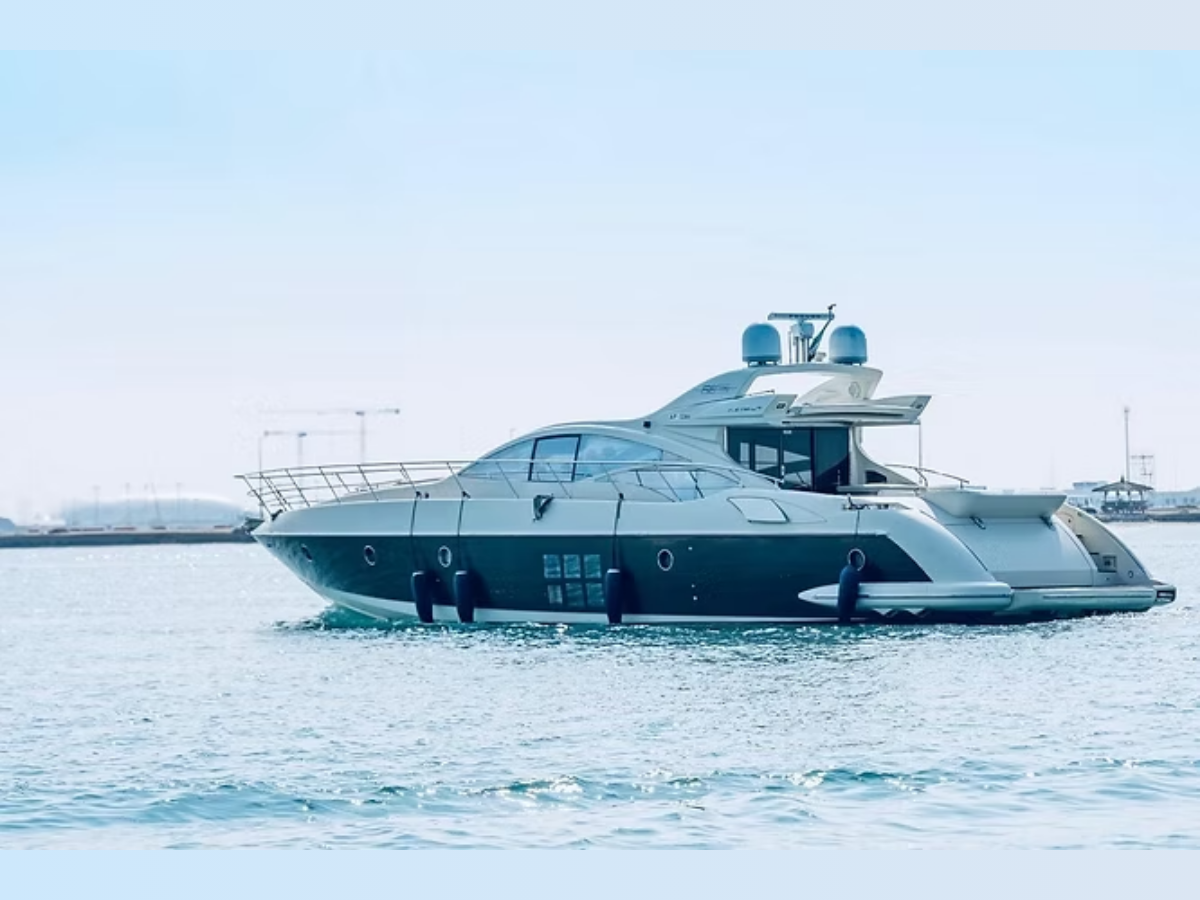 Luxx Grey 68s Yacht